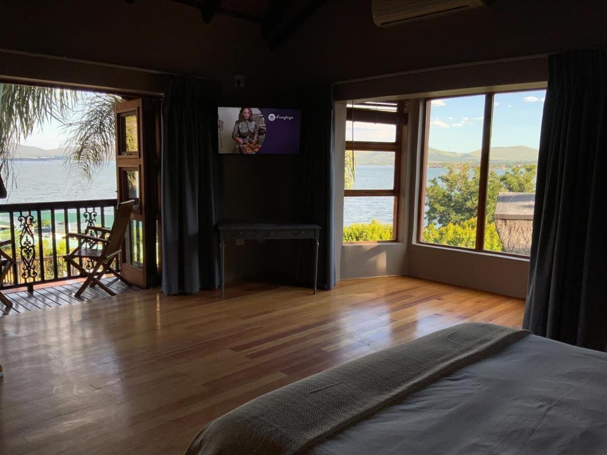 Marina Views Guesthouse Hartbeespoort Eksteriør bilde